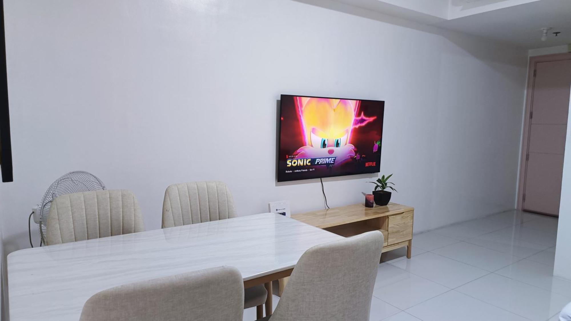 1br And Studio Unit @ 150 Newport Near Naia 3 Apartment